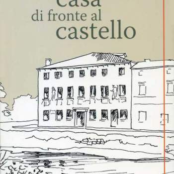 L'antica casa di fronte al castello