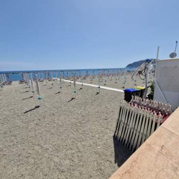 Appartamento in vendita a San Bartolomeo al Mare (Imperia)