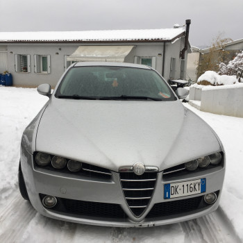 Privato Vende alfa 159 sportwagon 1.9 110kw 150cv 122000km