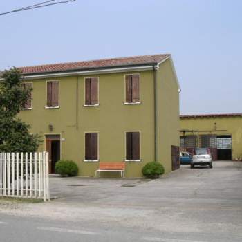 Casa singola in vendita a Nogara (Verona)