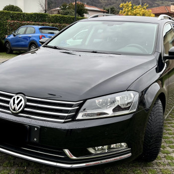 Vendo Passat Variant 2.0 TDI Highline Dsg 140cv