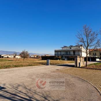 Terreno in vendita a Caldogno (Vicenza)