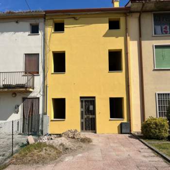 Casa a schiera in vendita a Arcole (Verona)