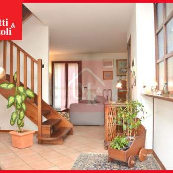 Casa a schiera in vendita a Tarcento (Udine)