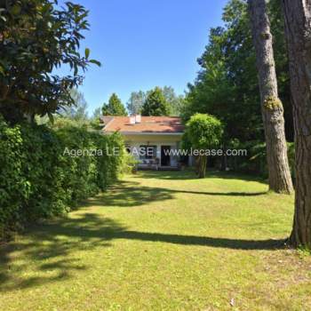 Villa in vendita a Massa (Massa-Carrara)