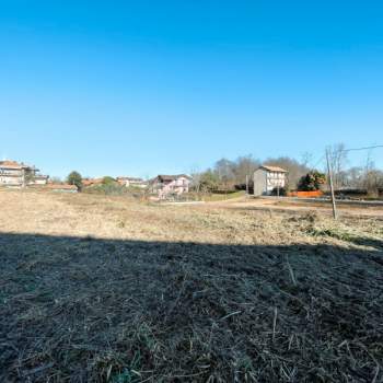 Terreno in vendita a Gattico-Veruno (Novara)