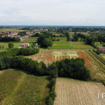 Terreno in vendita a Mirano (Venezia)