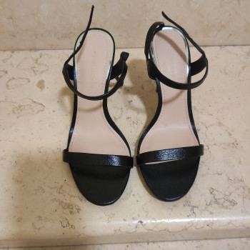 Vendo Scarpa con tacco ZARA WOMAN, misura n° 37 da donna, 