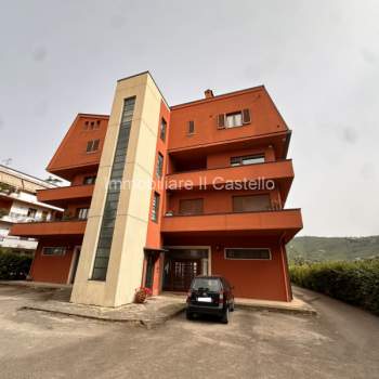 Appartamento in vendita a Panicale (Perugia)