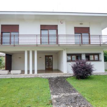 Casa singola in vendita a Monteforte d'Alpone (Verona)