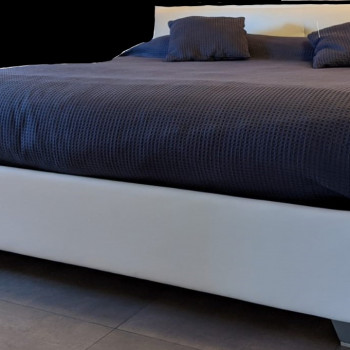 Letto king size comprensivo di rete e materasso