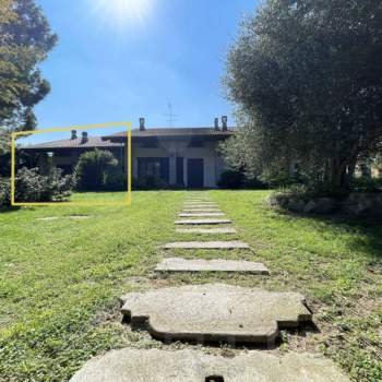 Villa in vendita a Momo (Novara)