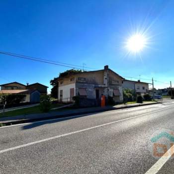 Casa singola in vendita a Cormons (Gorizia)