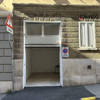 Garage in vendita a Trieste (Trieste)