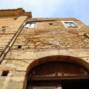 Naro, palazzo Morillo, il barocco Siciliano nella sua massima espressione