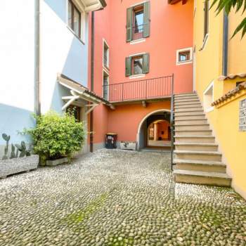 Appartamento in vendita a Verbania (Verbano-Cusio-Ossola)