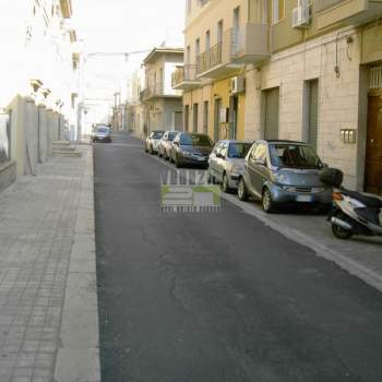 Negozio in affitto a Avola (Siracusa)