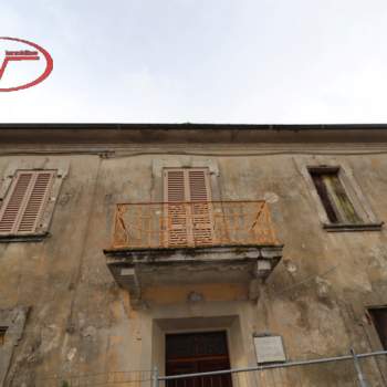 Villa in vendita a Bucine (Arezzo)