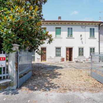 Casa singola in vendita a Castel d'Azzano (Verona)