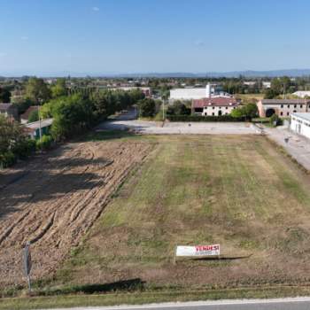 Terreno in vendita a Borgo Veneto (Padova)