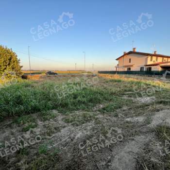 Terreno in vendita a Roverchiara (Verona)