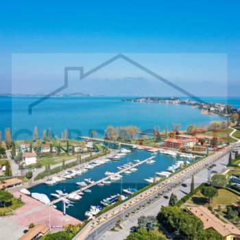 Appartamento in vendita a Sirmione (Brescia)