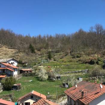 Appartamento in vendita a Rovegno (Genova)