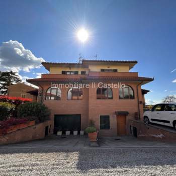 Casa a schiera in vendita a Castiglione del Lago (Perugia)