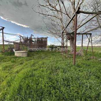 Terreno in vendita a Castiglione del Lago (Perugia)