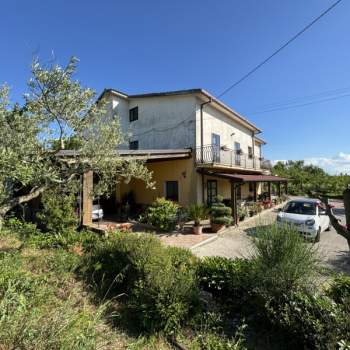 Villa in vendita a Pesco Sannita (Benevento)