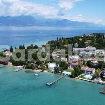 Villa in vendita a Sirmione (Brescia)