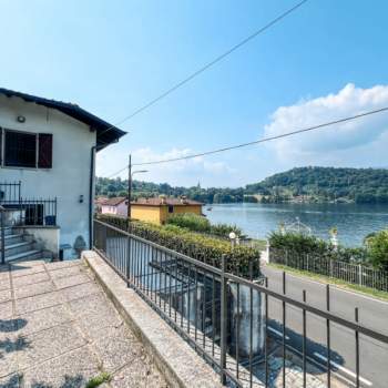 Casa a schiera in vendita a Orta San Giulio (Novara)