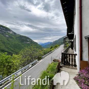 Casa singola in vendita a Terragnolo (Trento)