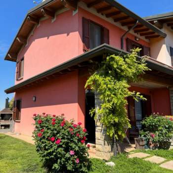 Villa in vendita a Montichiari (Brescia)