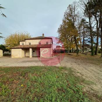 Villa in vendita a Cesena (Forlì-Cesena)