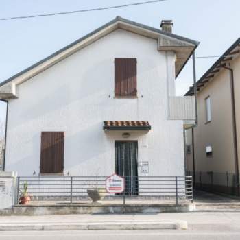 Casa singola in vendita a Cesena (Forlì-Cesena)