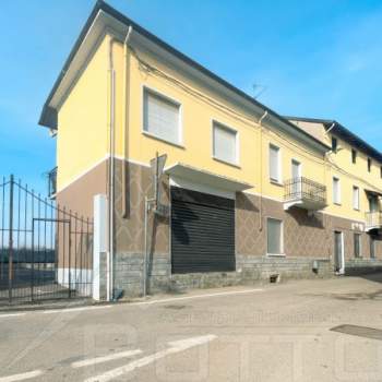 Casa singola in vendita a Momo (Novara)