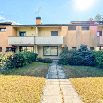 Casa a schiera in vendita a Borgomanero (Novara)