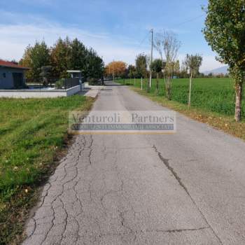 Terreno in vendita a Castiglione delle Stiviere (Mantova)