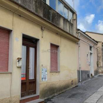 Casa singola in vendita a Modica (Ragusa)