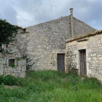 Rustico in vendita a Ragusa (Ragusa)