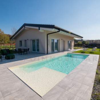 Villa in vendita a Lonato del Garda (Brescia)