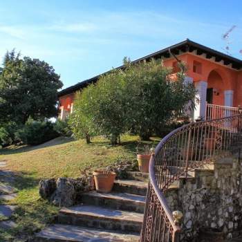 Villa in vendita a Polpenazze del Garda (Brescia)