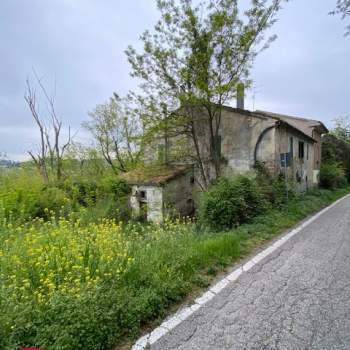 Rustico in vendita a Cesena (Forlì-Cesena)