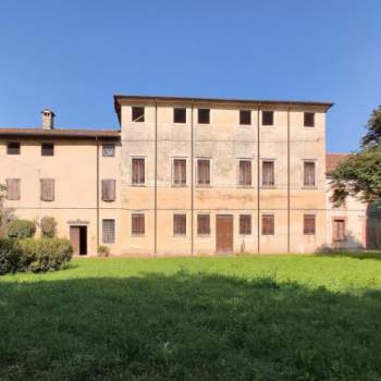 Villa in vendita a Montecchio Precalcino (Vicenza)