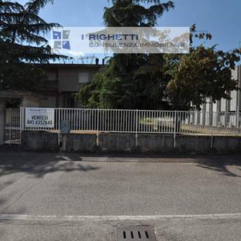 Laboratorio in vendita a Bussolengo (Verona)