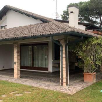 Villa in vendita a Rosolina (Rovigo)