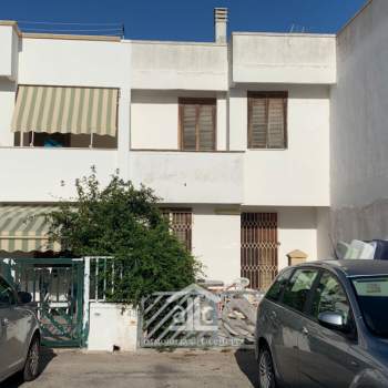 Bifamiliare in vendita a Melendugno (Lecce)