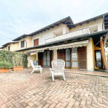 Casa a schiera in vendita a Fara Novarese (Novara)