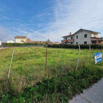 Terreno in vendita a Solesino (Padova)